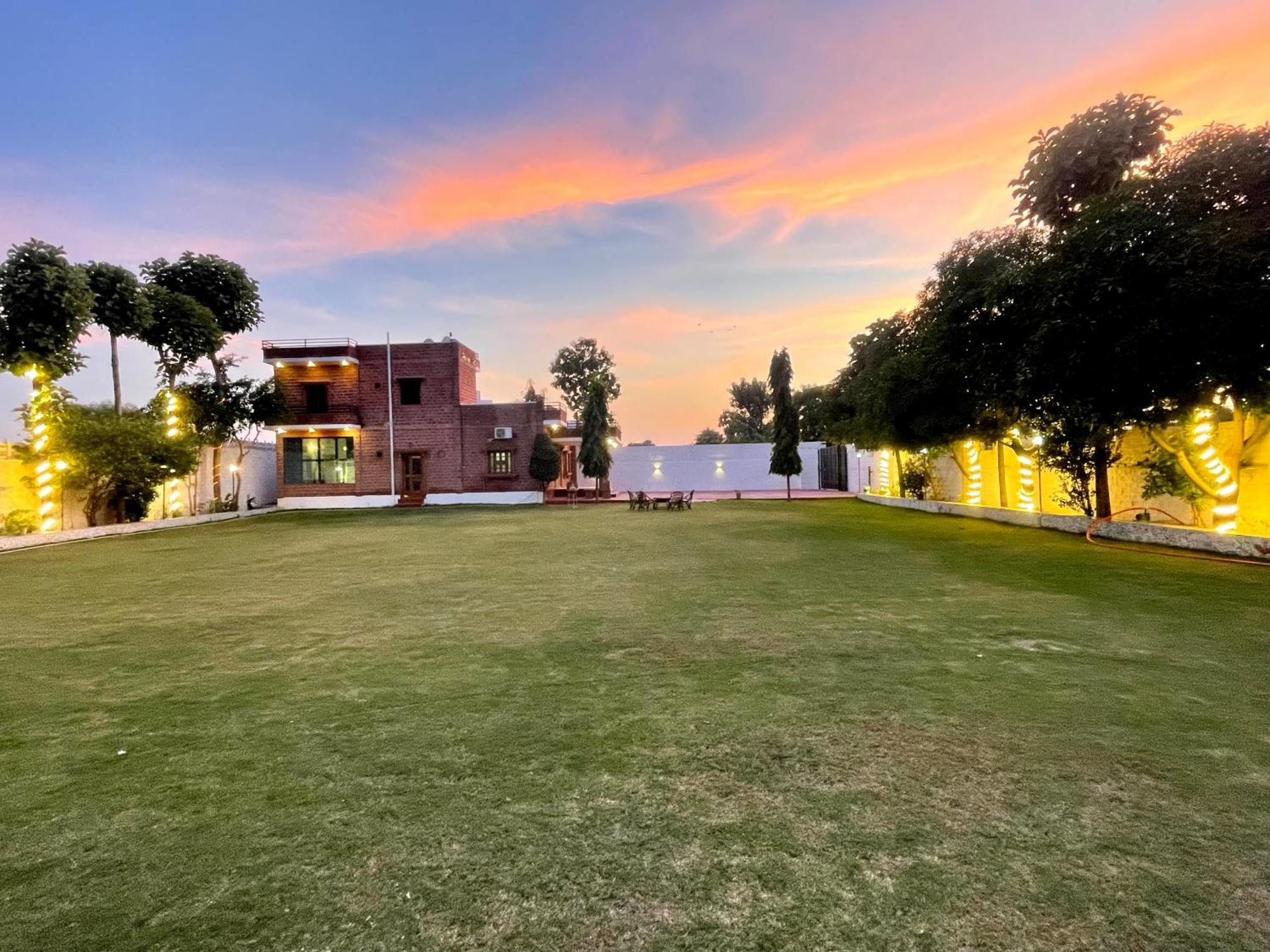 Poonam Palace Near By Airport Jodhpur  Buitenkant foto